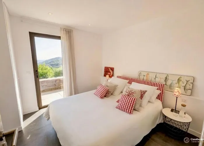 Casa-Gaou-Benat : Villa En Bord De Mer Avec Vues